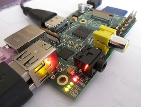 How to make a DIY home alarm system with a raspberry pi and a webcam