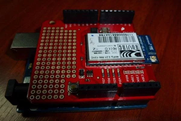 Arduino Uno and Wifly