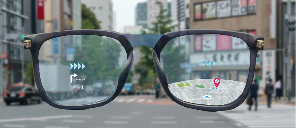 Facebook's Smart Glasses Can Make Calls and Take Photos